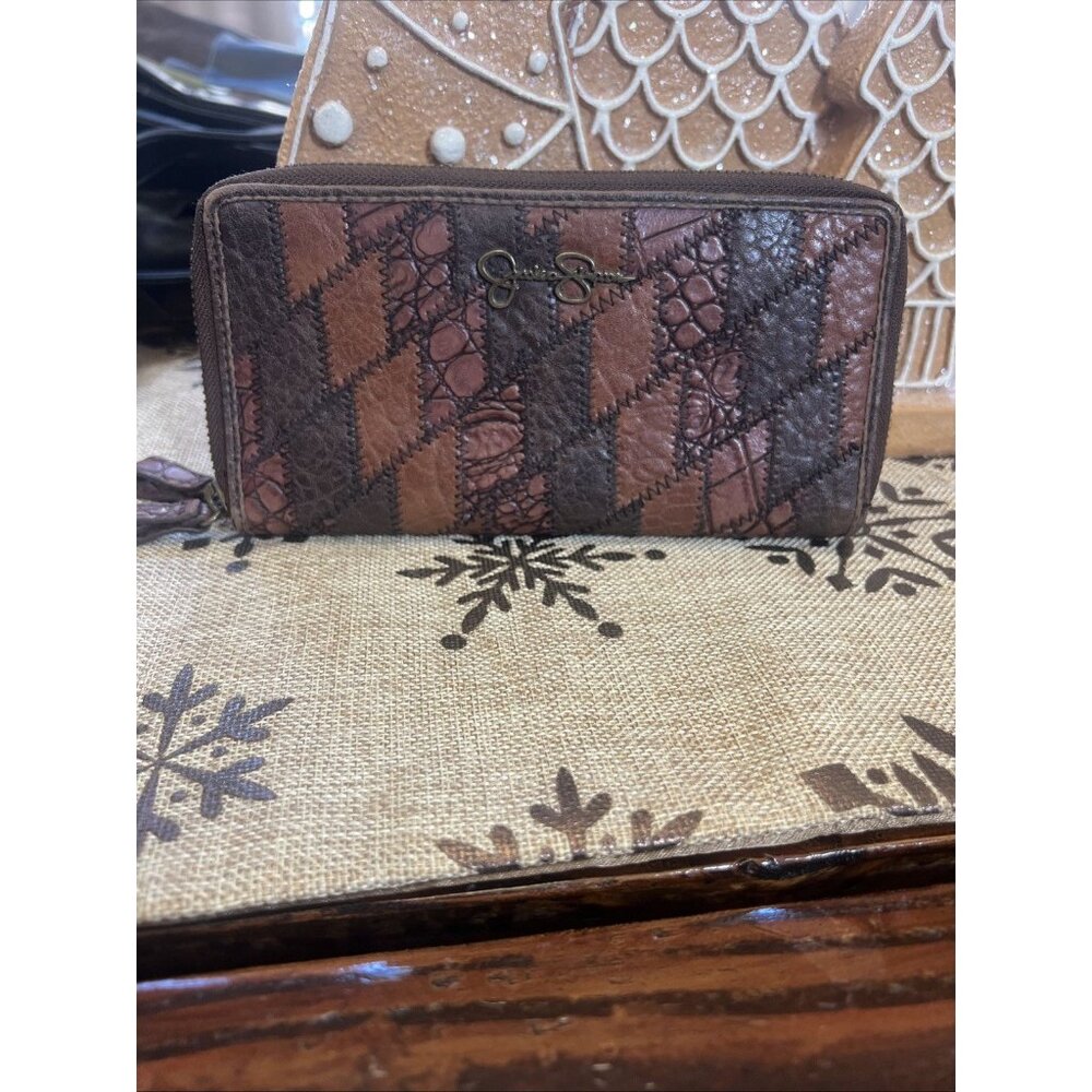 JESSICA SIMPSON Brown Patchwork Long Wallet Double Zip Patch Design